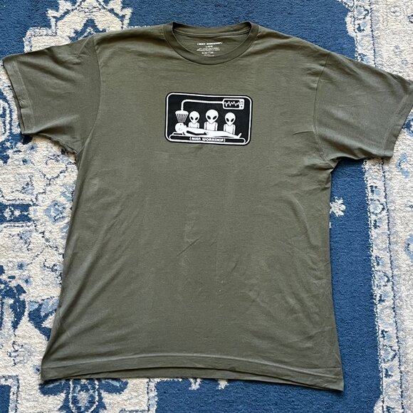 Early 2000's Vintage Alien workshop skateboard t-shirt Sz: L - Picture 1 of 4